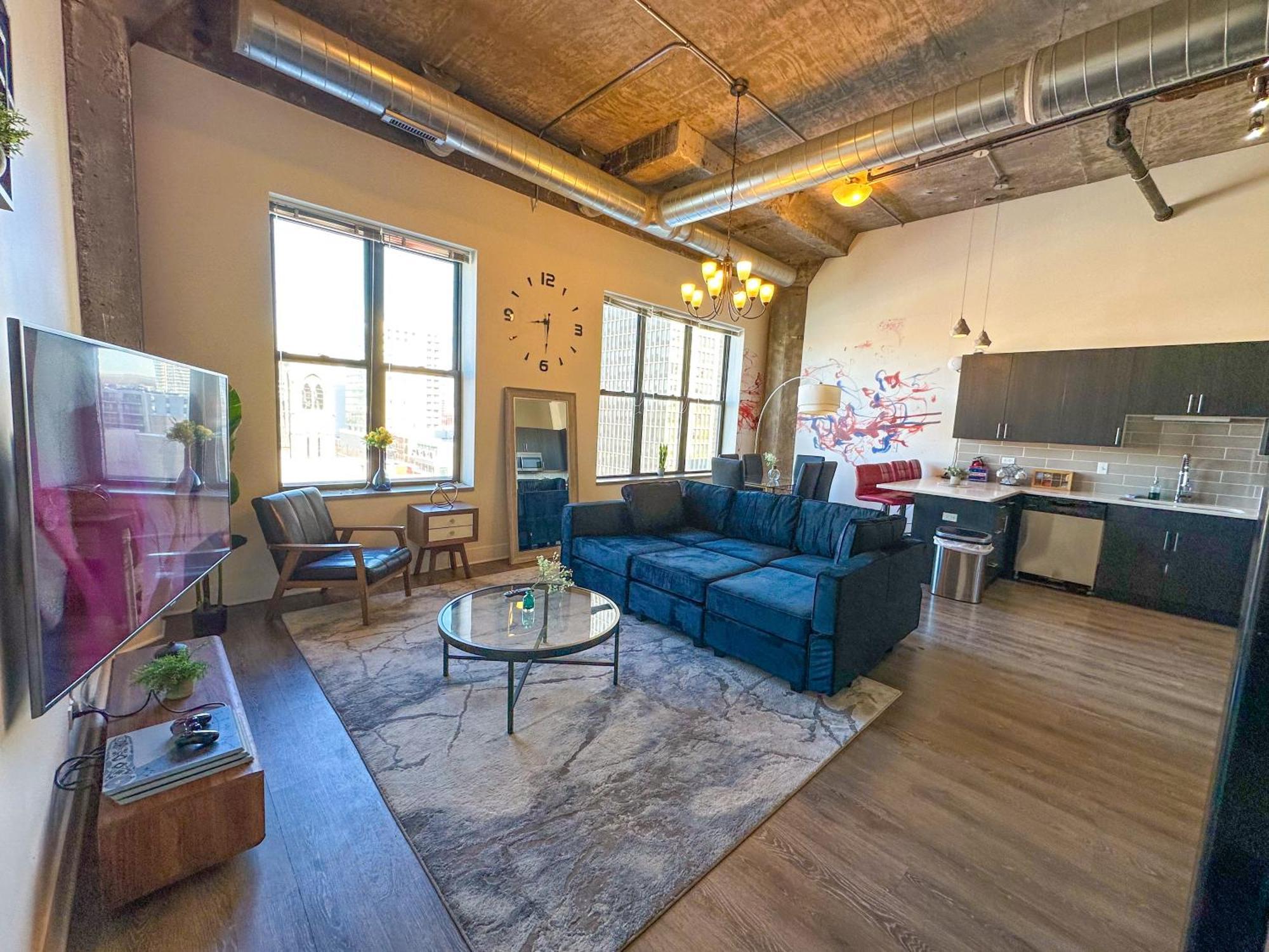Mccormick Place 3Br Luxury Penthouse Duplex With Personal Rooftop And Optional Parking For 8 Guests In Chicago South Loop Kültér fotó